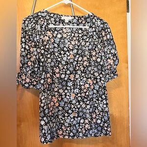 LC Lauren Conrad floral button blouse size small